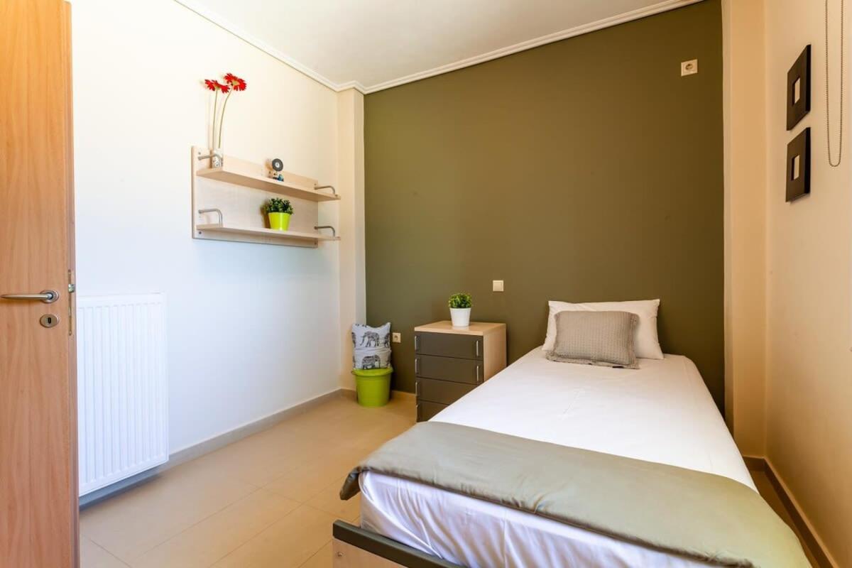 Вилла Aigli Fully Equipped Getaway - Seaview Lux Retreat Каламата Экстерьер фото